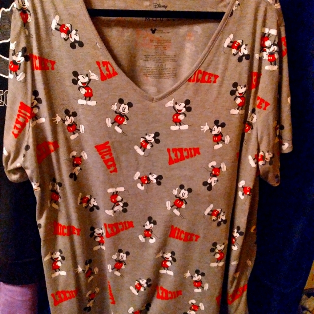 Womens Mickey Mouse shirt.